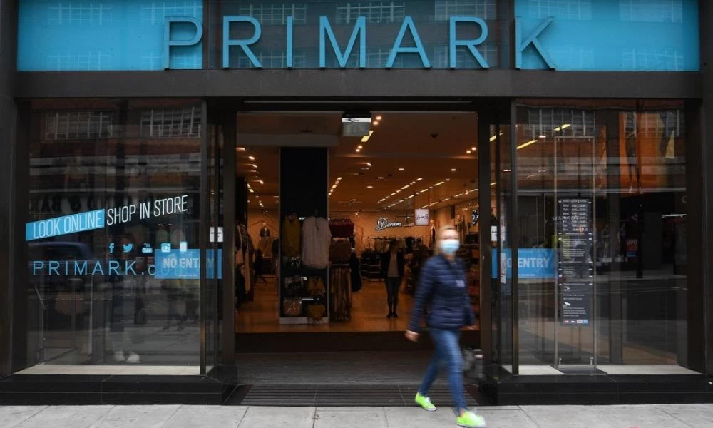 Primark: Τα αγγλικά Jumbo κάνουν «απόβαση» στην Ελλάδα και δημιουργούν «πανικό» στην αγορά